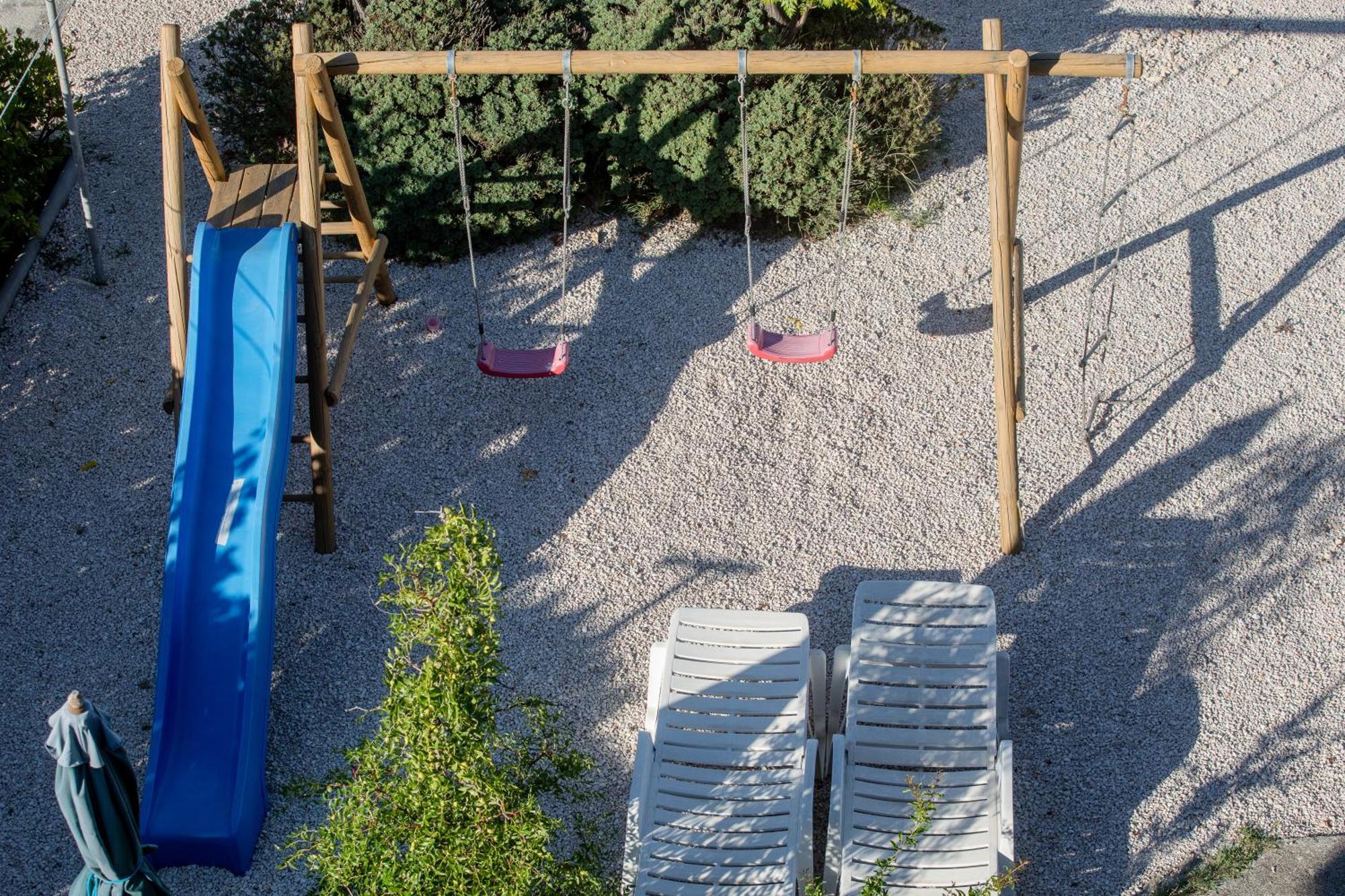 Tomulic Jasna I Miljenko Διαμέρισμα Supetarska Draga Εξωτερικό φωτογραφία