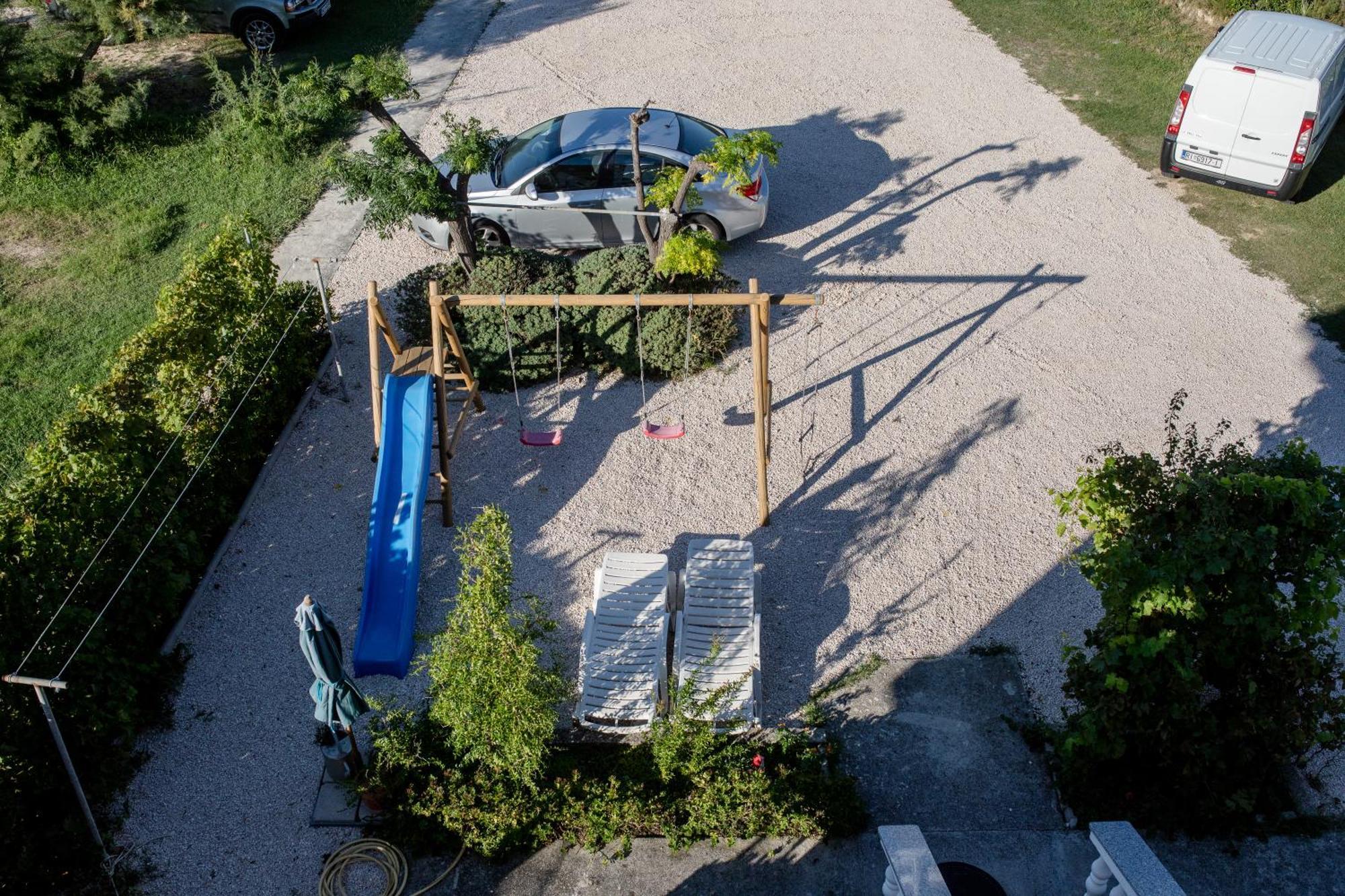 Tomulic Jasna I Miljenko Διαμέρισμα Supetarska Draga Εξωτερικό φωτογραφία